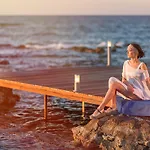 Corinna Mare Apartmanhotel 3*
