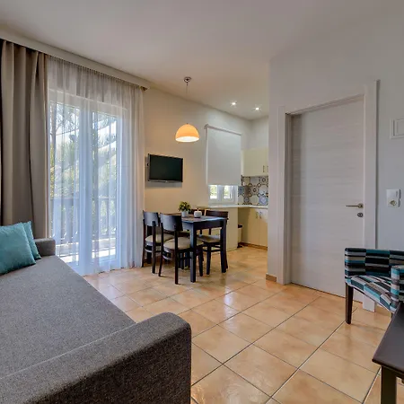 Apartahotel Corinna Mare La Canea