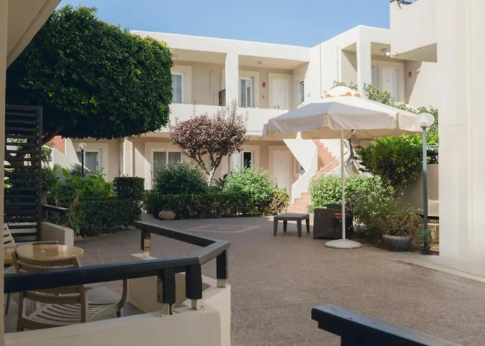 Apartmanhotel Corinna Mare Hriszí Aktí Haniá