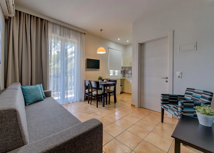 Apartmanhotel Corinna Mare Hriszí Aktí Haniá