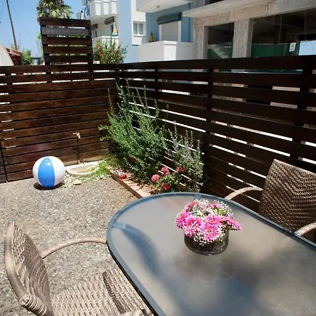 Aparthotel Corinna Mare 3*