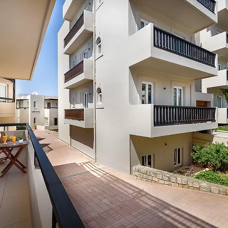 Corinna Mare Aparthotel