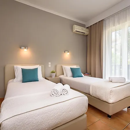 Corinna Mare Aparthotel 3*
